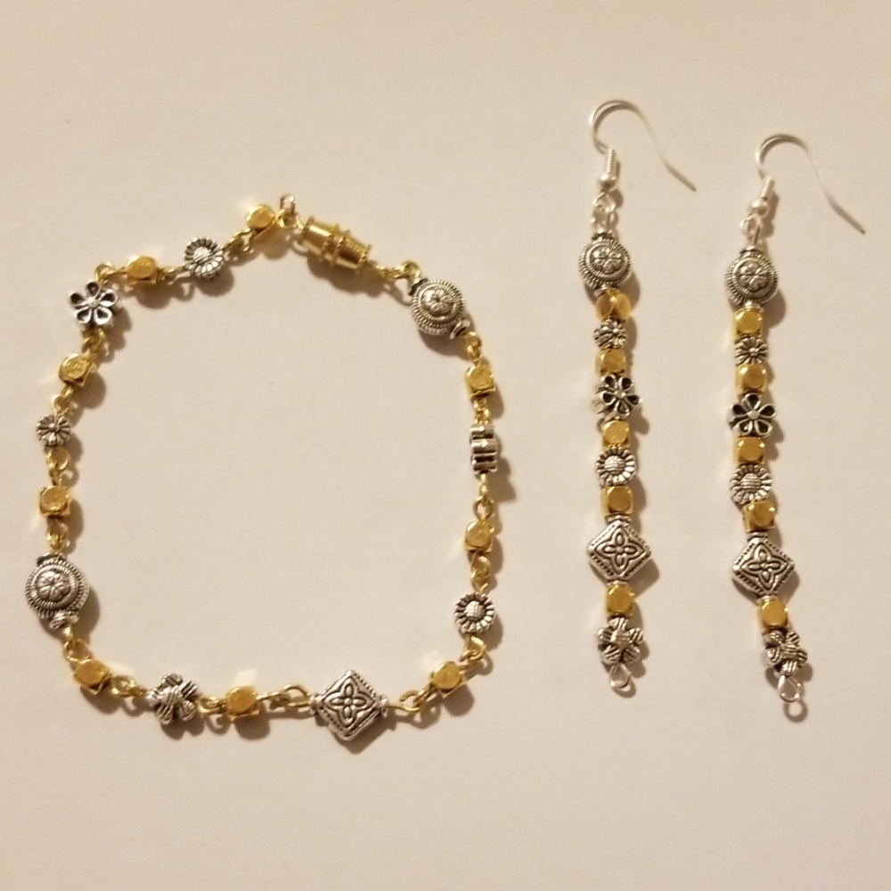 Bracelet/ earring set - Picture 4 of 8